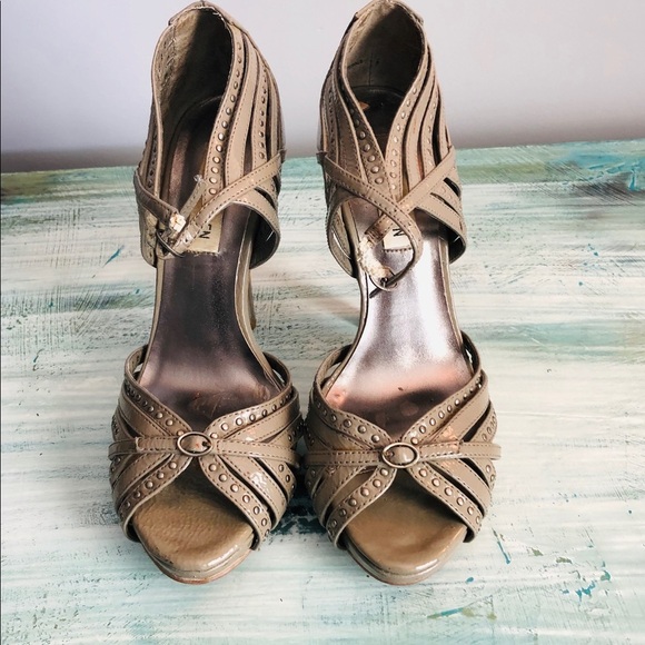 STEVE Madden Heels - Picture 2 of 9